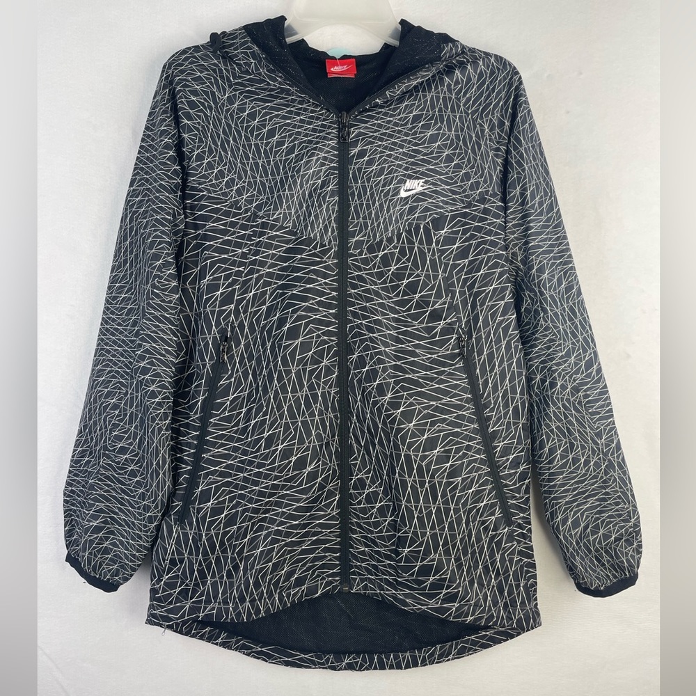 NIKE Women's Medium Zip Up Windbreaker Running Lightweight Jacket Black White